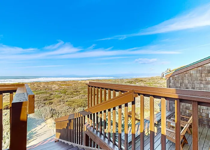 Top Accommodations in Moss Landing