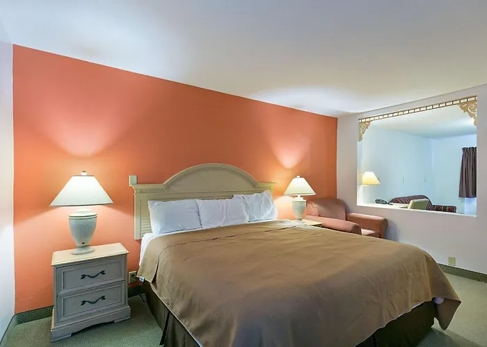 Best Hotels in Enterprise, Alabama